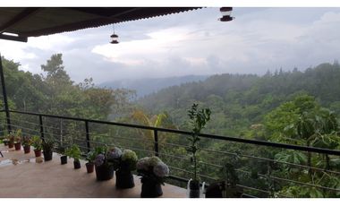 Venta de lujosa casa en Cerro Azul, Panamá