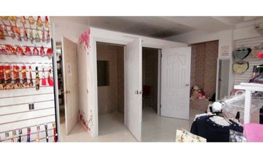 Venta de Local Comercial en el Dorado
