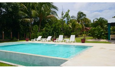 Venta de Casa Amoblada Frente al Mar en Costa Esmeralda