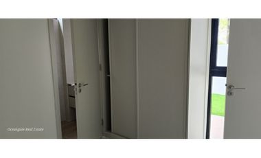 Venta de Casa  nueva  en Albrook 9      -9