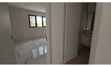 Venta de Casa  nueva  en Albrook 9      -9
