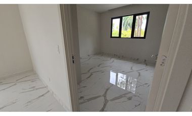 Venta de Casa  nueva  en Albrook 9      -9
