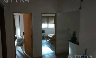 Venta casa de 4 ambientes con patio en Costa del Este