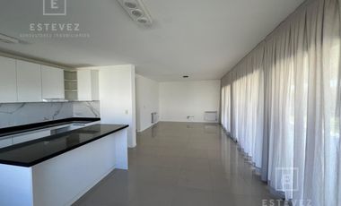 Casa en venta a la laguna, Barrio Cerrado, Escobar, GBA Norte