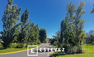 Casa en venta a la laguna, Barrio Cerrado, Escobar, GBA Norte