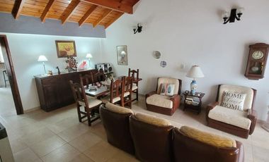 Excelente casa 4 ambientes en lote propio!!!