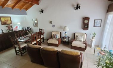 Excelente casa 4 ambientes en lote propio!!!