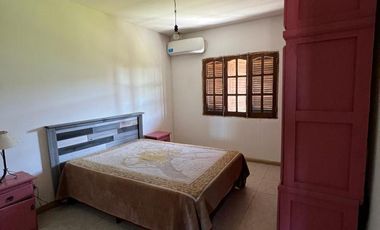 Casa en barrio la Campiña