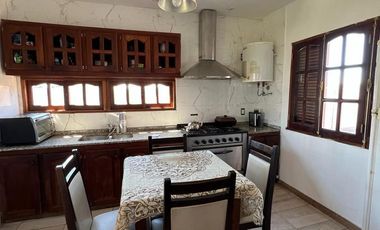 Casa en barrio la Campiña