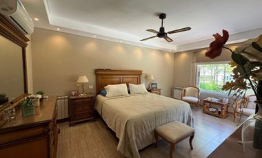 Pinamar, venta de casa en barrio La Herradura con seguridad las 24 hs