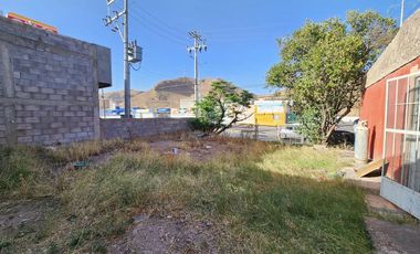 TERRENO CON CASA EN AVE. LOMBARDO TOLEDANO