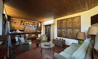 VENTA CASA LAS LOMAS SAN ISIDRO: 8 AMBIENTES GRAN PARQUE - LOTE 1650M2 -PRÓXIMO NEWMAN