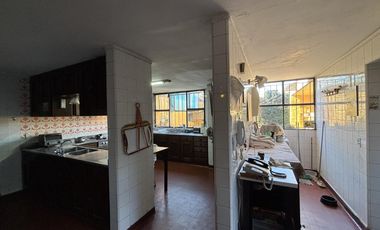 VENTA CASA LAS LOMAS SAN ISIDRO: 8 AMBIENTES GRAN PARQUE - LOTE 1650M2 -PRÓXIMO NEWMAN