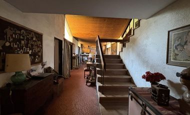 VENTA CASA LAS LOMAS SAN ISIDRO: 8 AMBIENTES GRAN PARQUE - LOTE 1650M2 -PRÓXIMO NEWMAN