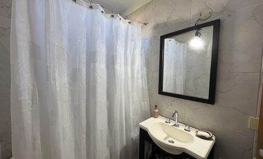 OPORTUNIDAD!!!!!VENTA-COMPLEJO DE 6 DEPTOS-EXCELENTE UBICACION