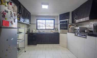 Ph 5 ambientes con terraza y parrilla propias
