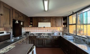 VENTA CASA LA HORQUETA: A REFACCIONAR CON GRAN PARQUE SOBRE LOTE 1650M2 -ESQUINA