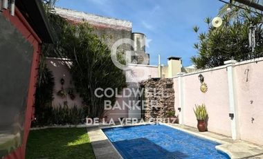 Casa de categoría en B° Sur