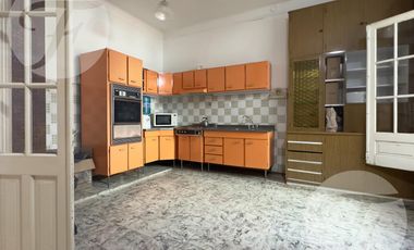 Venta de Casa en San Pedro – Excelente Ubicación Céntrica