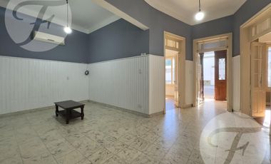 Venta de Casa en San Pedro – Excelente Ubicación Céntrica