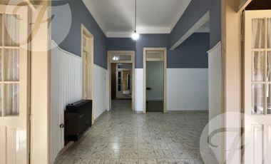 Venta de Casa en San Pedro – Excelente Ubicación Céntrica