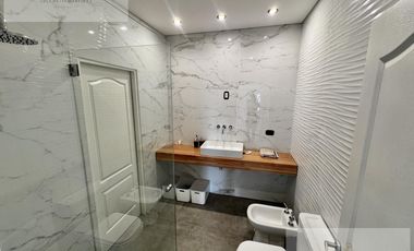 Casa 4 ambientes en venta barrio  privado Federico 1 / Berazategui.
