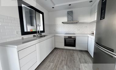 Casa 4 ambientes en venta barrio  privado Federico 1 / Berazategui.