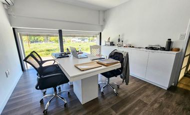 Venta Galpón sobre Av Belgrano, Pérez