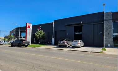 Venta Galpón sobre Av Belgrano, Pérez