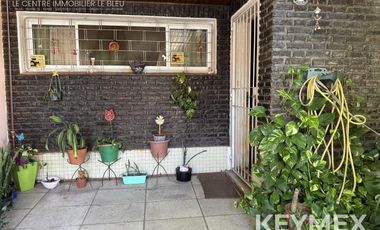 Venta Casa Olivos 4 ambientes patio y terraza