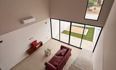 NUEVO TOWNHOUSE EN RENTA, CHOLUL