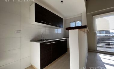 Venta de Departamento 2 ambientes con espacio guardacoche en Sarandi (32028)