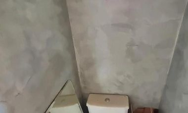 Villa Adelina-Chalet en esq. Muy linda! 4 amb.Impecable!jardin-cochera-3 bños-90m2 cub.-terr260m2