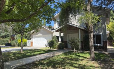VENTA Casa Barrio La Celina-1100m-Garage-playroom-Maschwitz