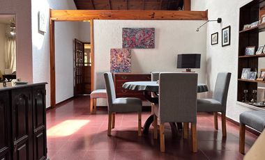 Casa venta Ingeniero Maschwitz centro-Escobar-5 ambientes-Quincho-Pileta-Paseo Mendoza