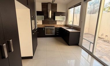 Casa en renta Quintas de Monticello