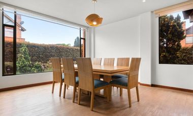 Arriendo casa campestre unifamiliar en conjunto en cajica.