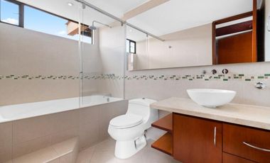 Arriendo casa campestre unifamiliar en conjunto en cajica.