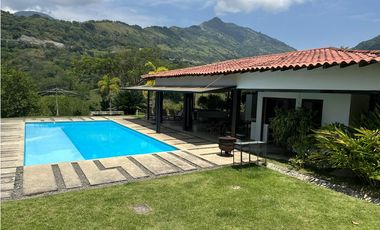 VENTA FINCA TITIRIBI, SUROESTE ANTIOQUEÑO