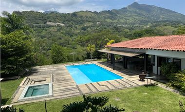 VENTA FINCA TITIRIBI, SUROESTE ANTIOQUEÑO