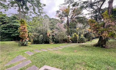 Se Vende Casa en Conjunto Cerrado - Sector Avenida 19 Norte