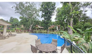 Casa de Lujo en Venta en Clayton – ¡Precio de Oportunidad!