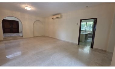 Casa de Lujo en Venta en Clayton – ¡Precio de Oportunidad!