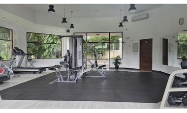 Casa de Lujo en Venta en Clayton – ¡Precio de Oportunidad!