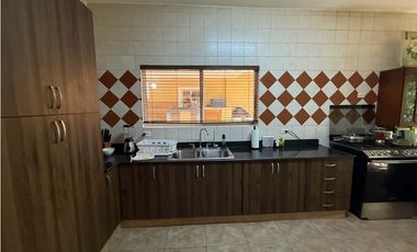 House for sale in PH Residencial Las Perlas