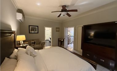 House for sale in PH Residencial Las Perlas