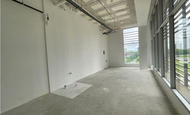 Venta o Alquiler de Consultorio en Costa del Este/town Center