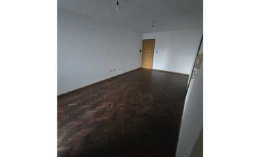 B° Centro! 1 dorm, balcón! 9 de Julio 822