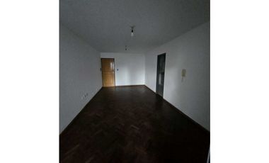 B° Centro! 1 dorm, balcón! 9 de Julio 822