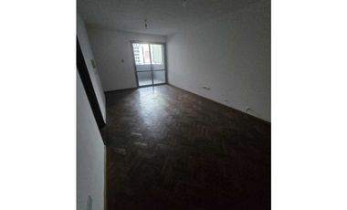 B° Centro! 1 dorm, balcón! 9 de Julio 822